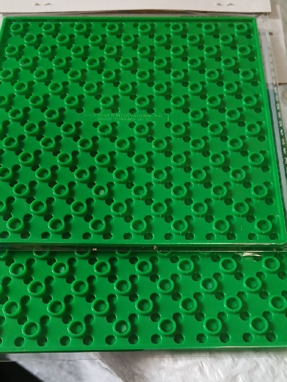 Make-It Blocks (2) Green Base Plates - Compatible Building Base 5x5 Inches - Picture 3 of 3